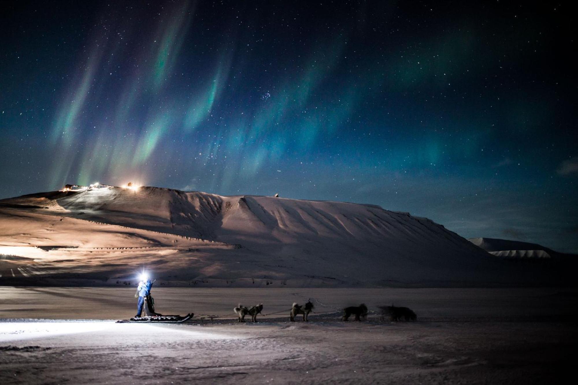 Radisson Blu Polar Hotel, Spitsbergen Longyearbyen Bagian luar foto