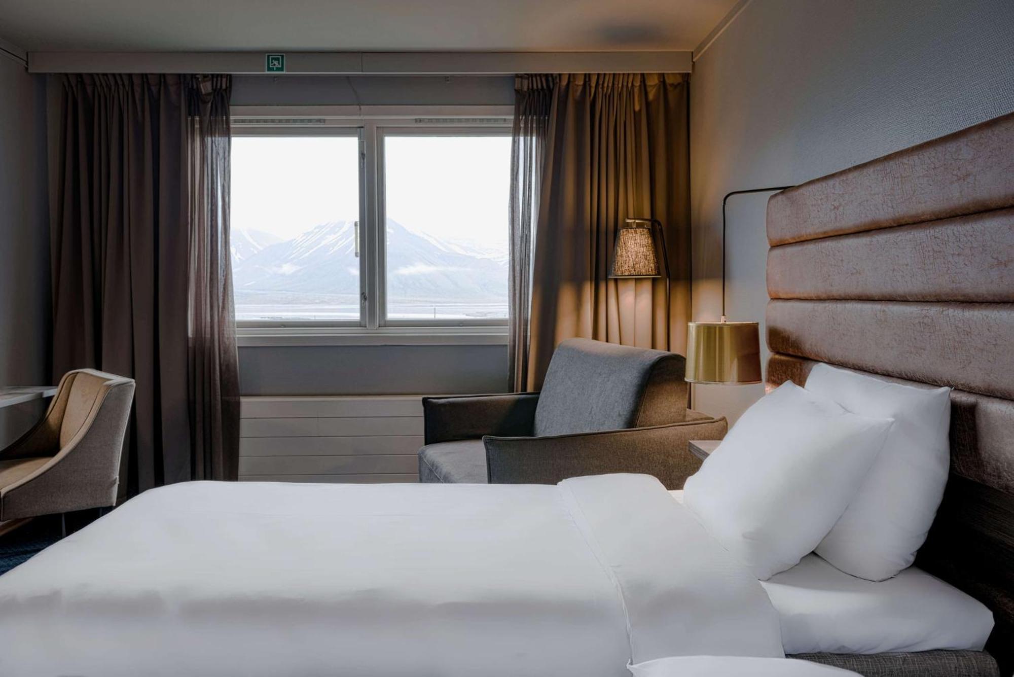 Radisson Blu Polar Hotel, Spitsbergen Longyearbyen Bagian luar foto